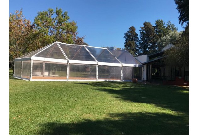 CARPA DE 8 MTS DE FRENTE TECHO TRANSPARENTE