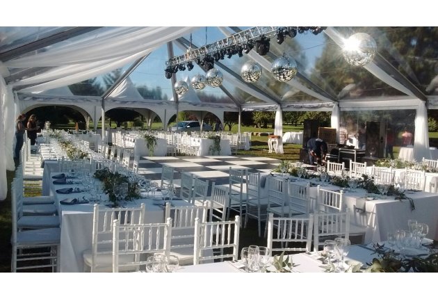 CARPA DE 12 METROS DE FRENTE TECHO TRANSPARENTE