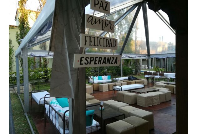 CARPA DE 12 METROS DE FRENTE TECHO TRANSPARENTE