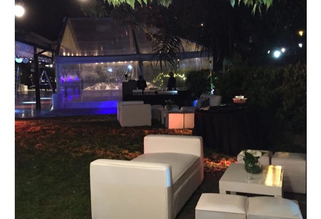 CARPA DE 12 METROS DE FRENTE TECHO TRANSPARENTE