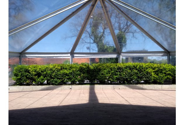 CARPA DE 12 METROS DE FRENTE TECHO TRANSPARENTE