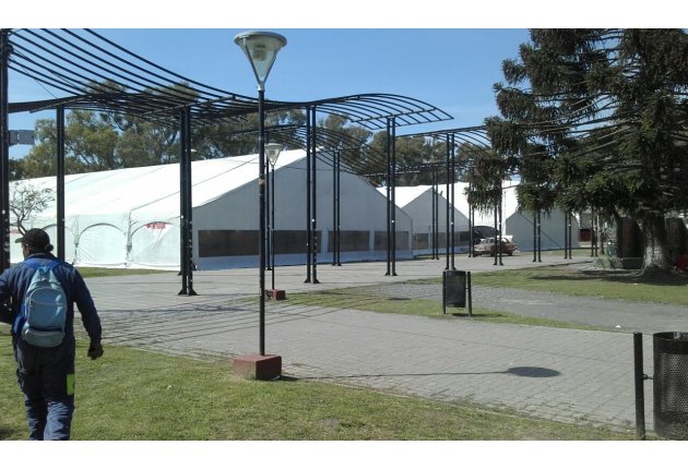 CARPAS DE 20 MTS DE FRENTE